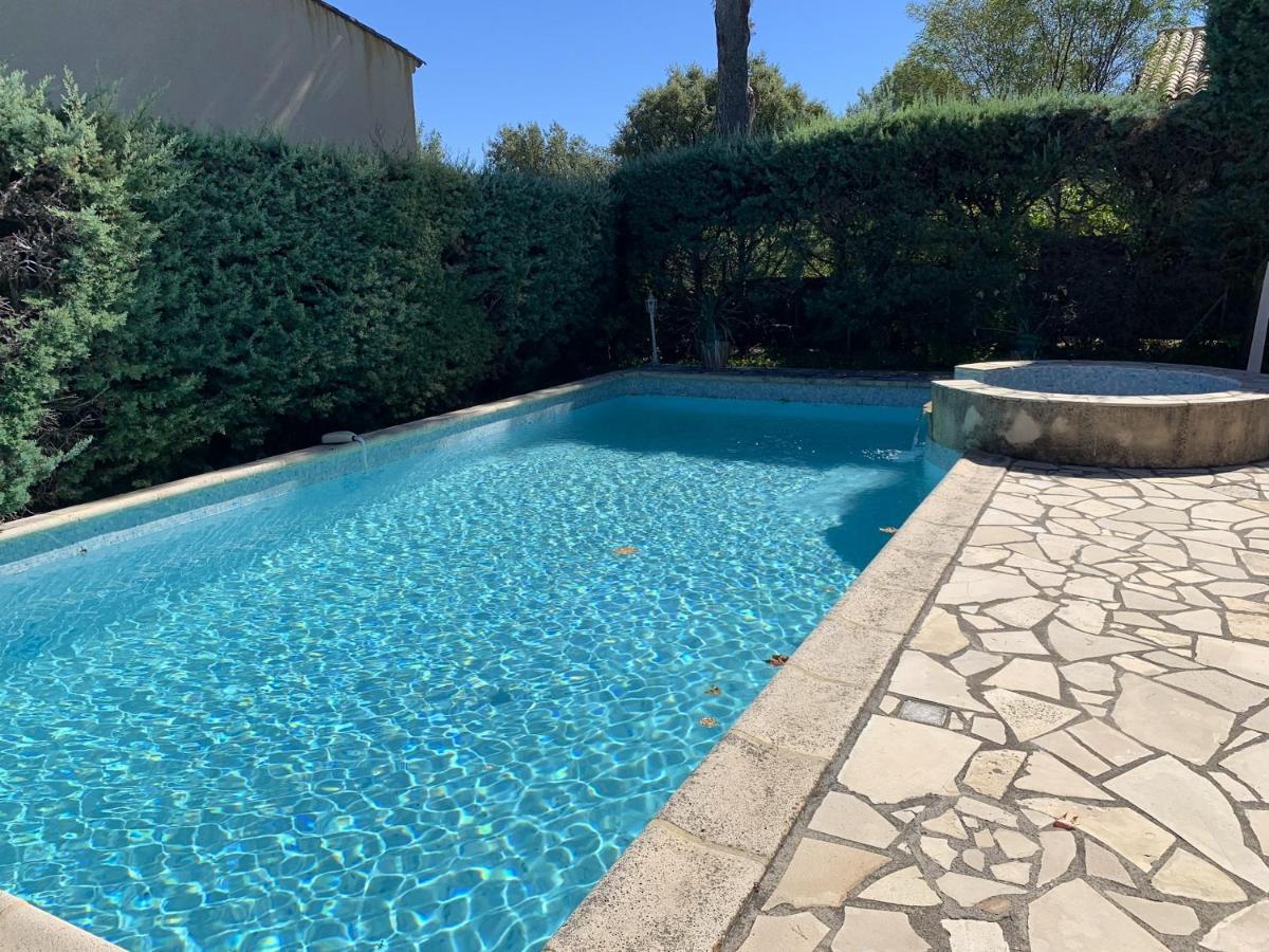 Villa Avec Piscine A Saint-Raphael Et Vue Sur La Montagne Buitenkant foto